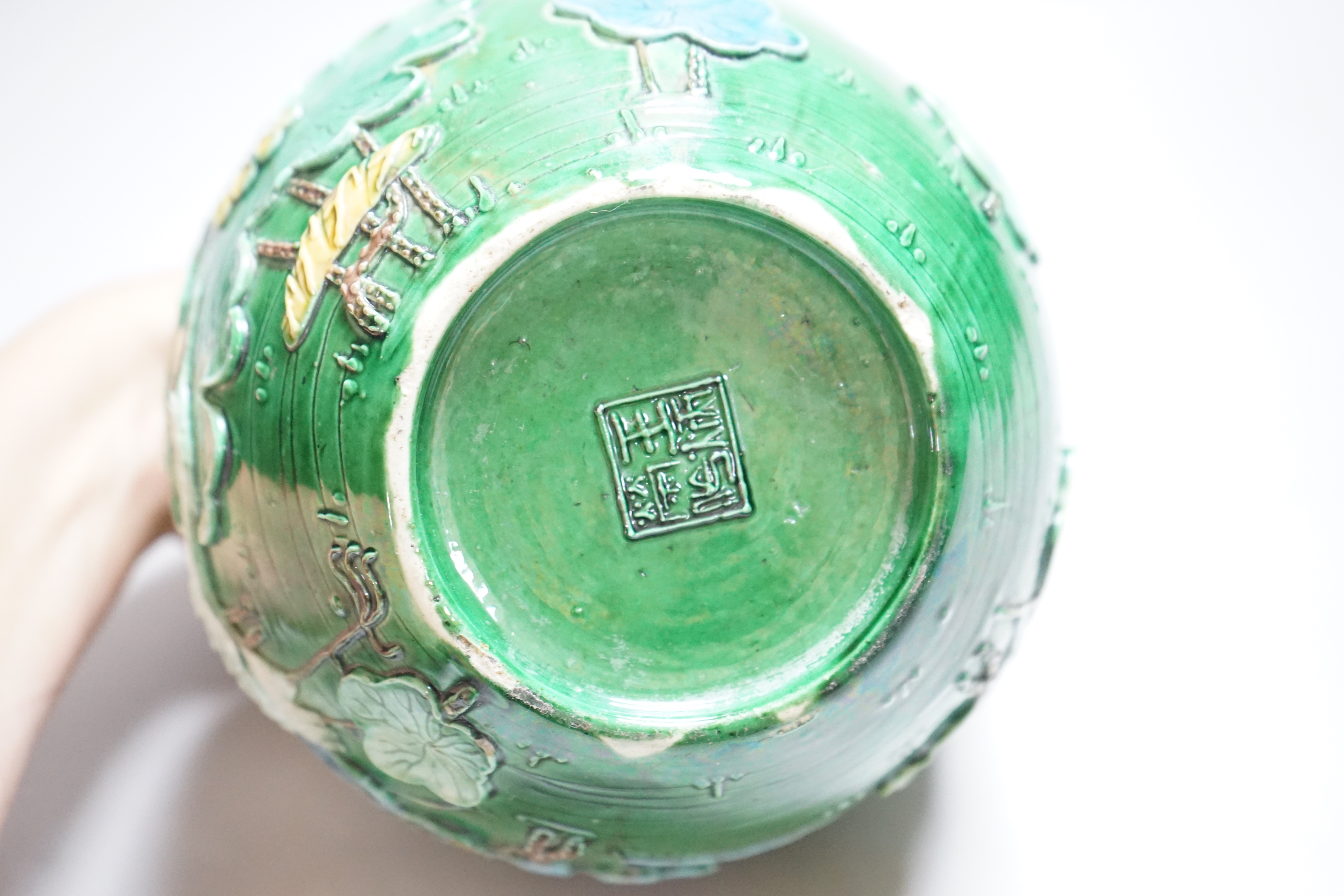 A Chinese polychrome glazed jar and cover, Wang Binrong, 19th century, 18cm